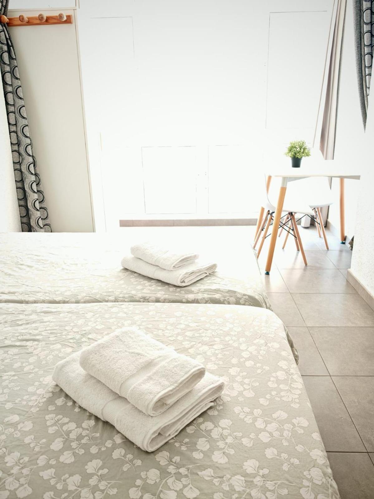 Apartamento Malaga Port Kültér fotó