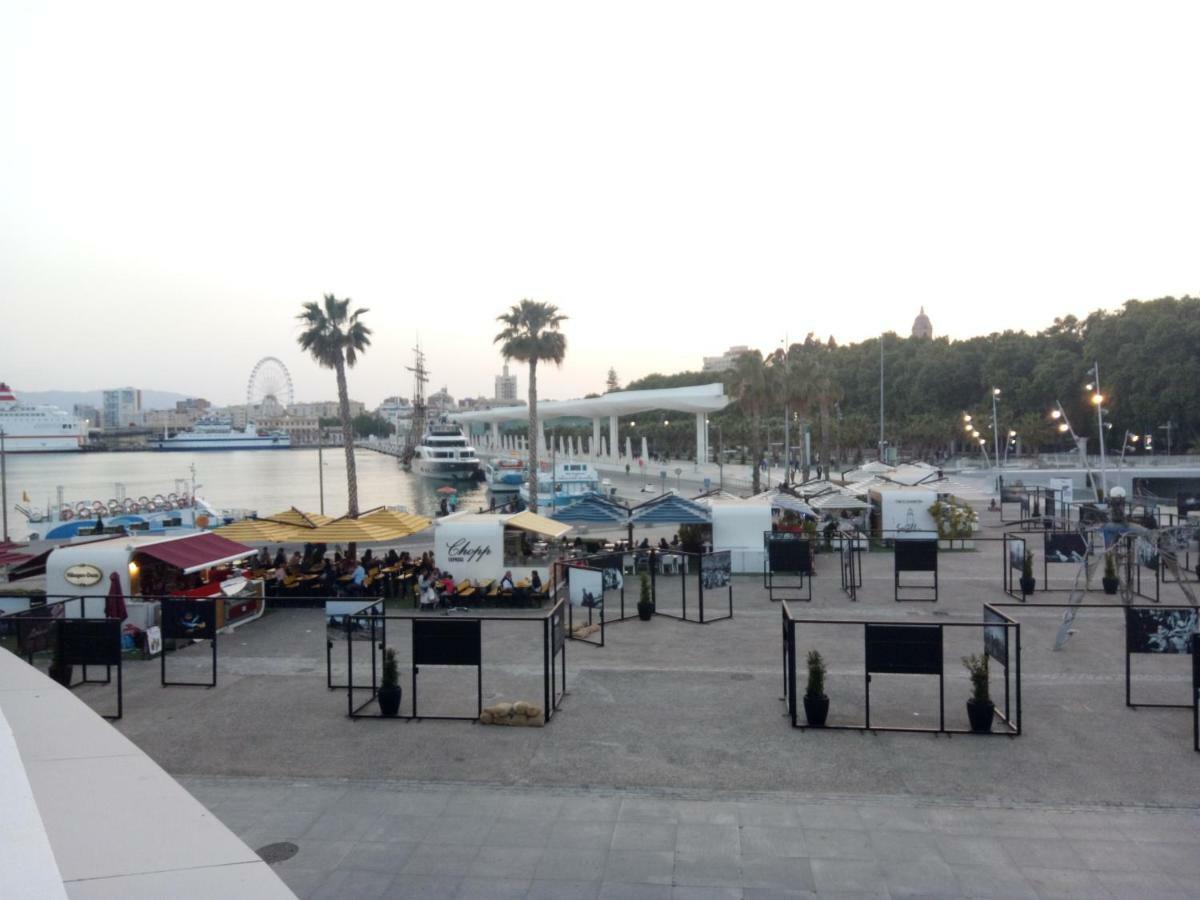 Apartamento Malaga Port Kültér fotó