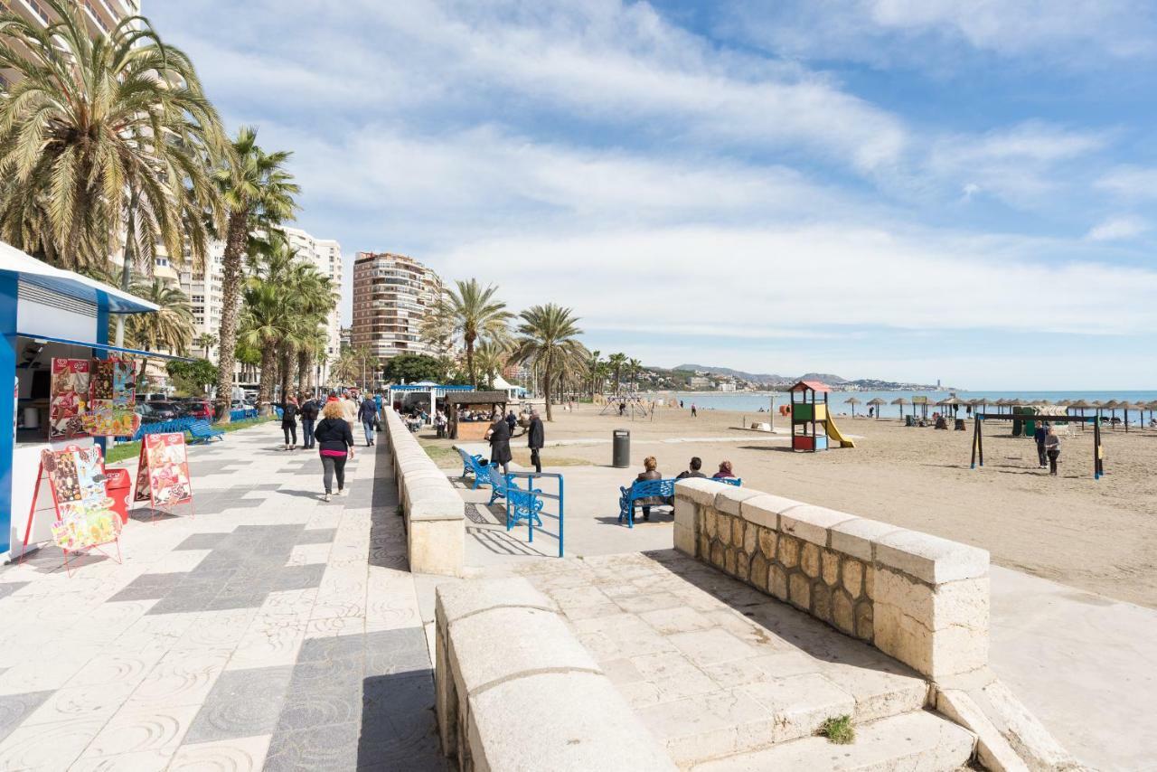 Apartamento Malaga Port Kültér fotó