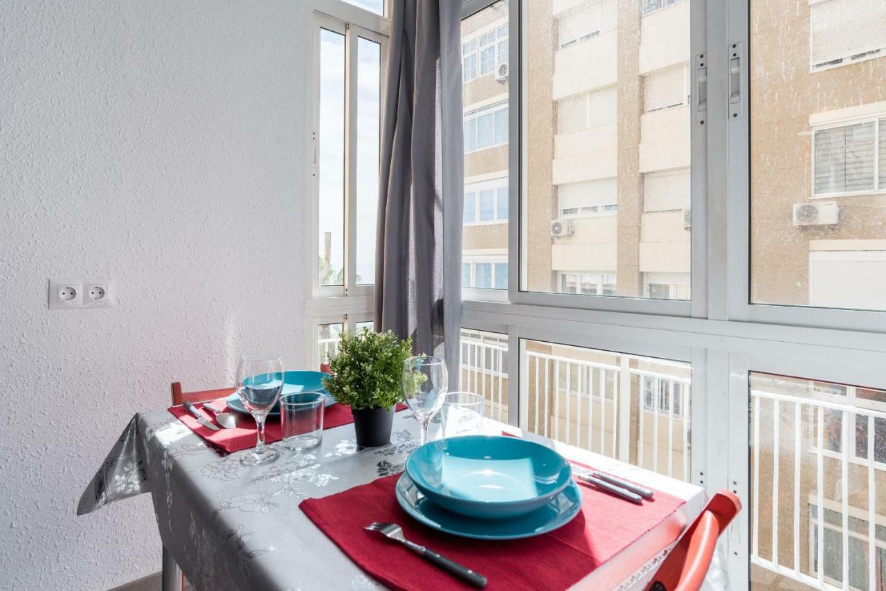 Apartamento Malaga Port Kültér fotó