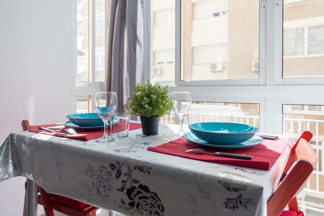 Apartamento Malaga Port Kültér fotó