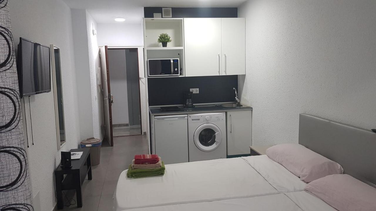 Apartamento Malaga Port Kültér fotó